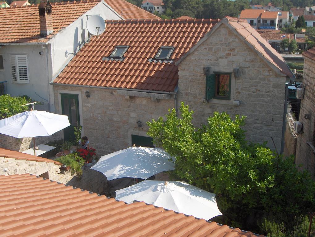 Guest House Lucijo Vrboska Zewnętrze zdjęcie